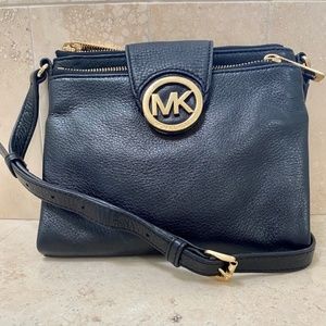 Black Leather Crossbody Wallet